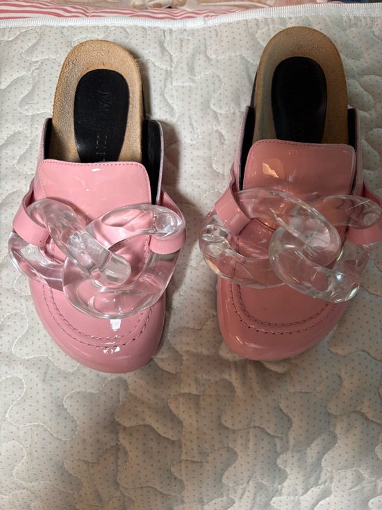 JW ANDERSON Shoes - JW ANDERSON Pink Patent Slip-On Mules with Clear Acrylic Chain